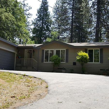 Explore Amador And Calaveras County. West Point 외부 사진